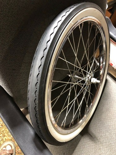 Whitewall slick 2 125 - whitewall, 20"