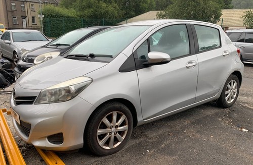 Toyota yaris vvt - yaris, 2011