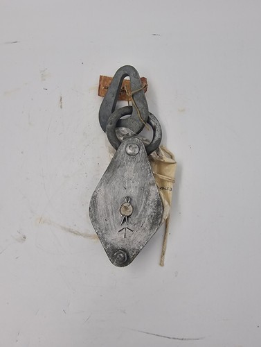 Vintage cast iron single - vintage,