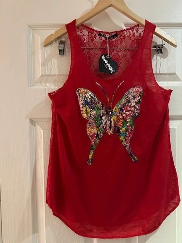 Punky fish red lace butterfly