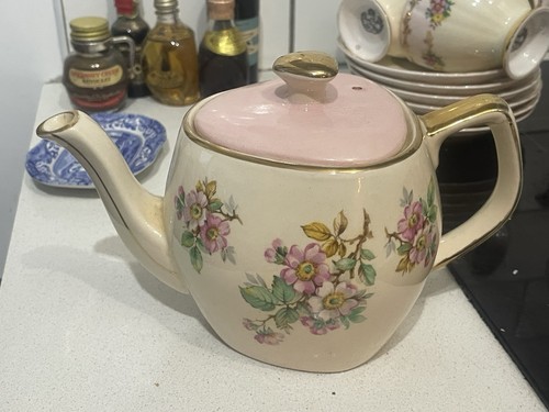 Pretty pink and gold - , flowers