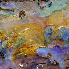 VERY FINE AUSTRALIAN OPAL ON