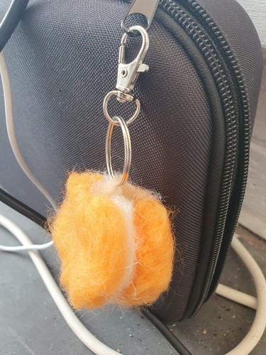 Cute macaron keyring orange - cute,