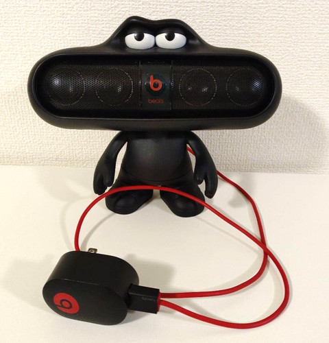 Beats dre pill - by,