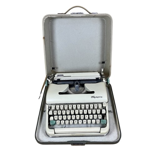 Olympia sm5 vintage portable - vintage,