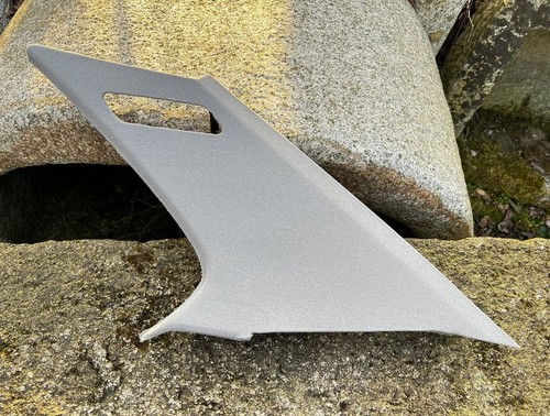 Pillar trim right silver - pillar,