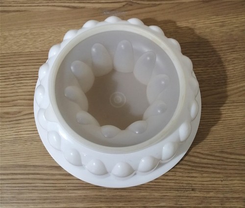 Vintage tupperware pieces - 3,