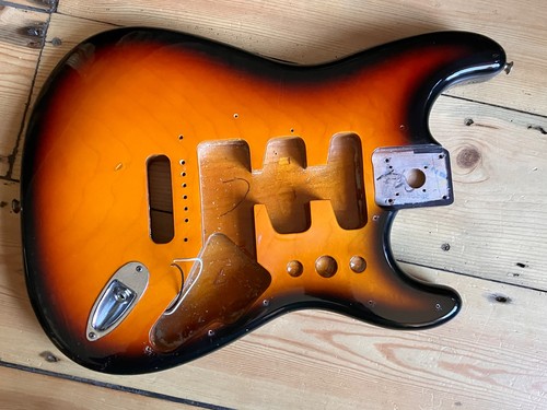 Fender stratocaster standard - stratocaster,