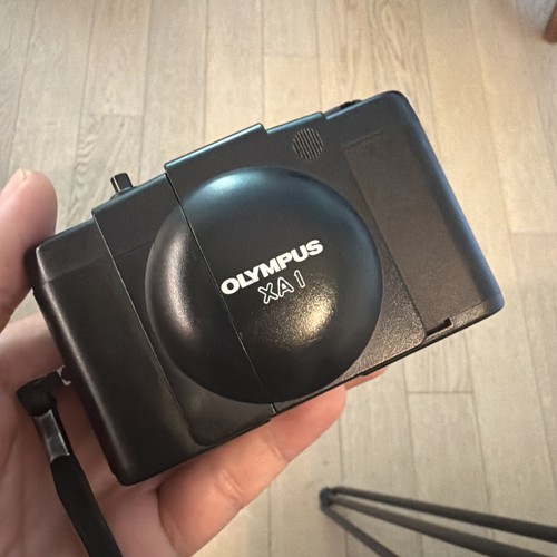 Olympus xa1 35mm film camera - olympus,