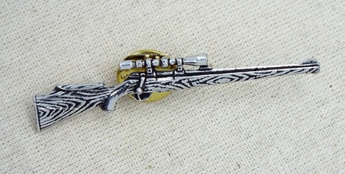 Hunting rifle pin badge - rifle,