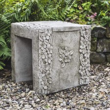 Daisy Design Stone Cast Garden