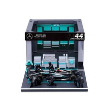 1/43 Bburago - Mercedes Benz W15 #44 F1 2024 - Lewis Hamilton - Pit Pass Diorama