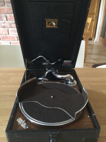 His master voice - master's,