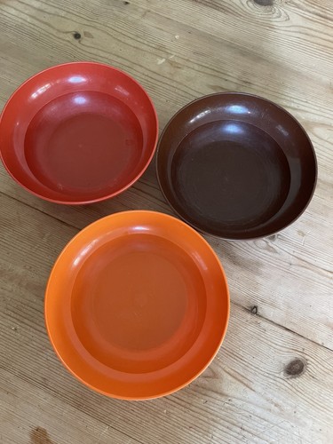 Tupperware cereal bowls - cereal,