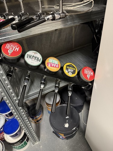 Way commercial beer - beer, manifold