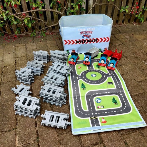 Thomas the tank engine - thomas,