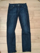 LEVI,S ENGINEERED JEANS W36 L34