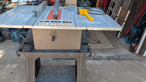 Table saw performance - table,