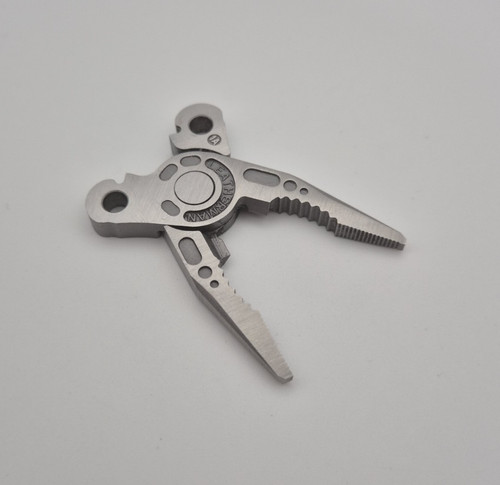 Leatherman skeletool pliers - leatherman,
