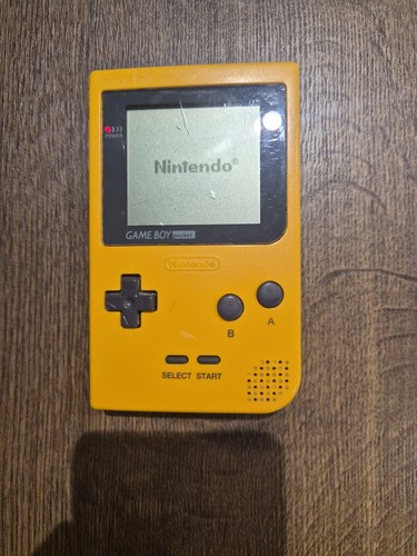 Game boy pocket yellow - boy,