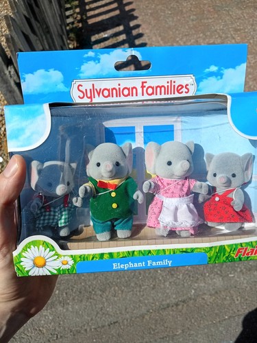 Sylvanian families elephant - sylvanian,