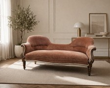 Elegant Victorian Chaise