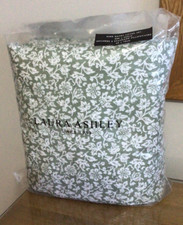 Laura Ashley Sweet Alyssum -