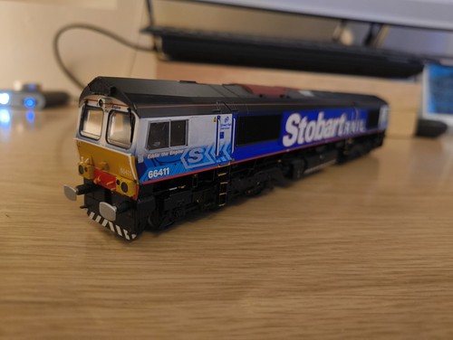 Bachmann 977 class 411 - 66,