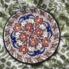 Medium size hand painted spanish hanging plate, CERAPLAT 19cm floral pattern
