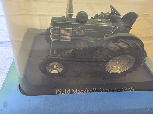 Hachette field marshall - field,