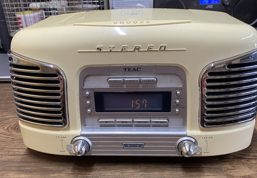 Teac d90 retro - retro-styled, am/fm