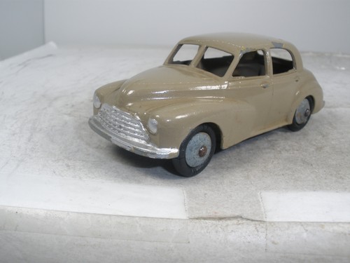 England dinky toys morris - england,