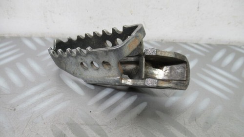 Left foot peg yamaha ttr125 - yamaha,