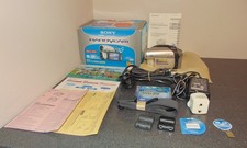 Sony DCR-DVD202E Handheld