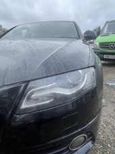 AUDI A4 B8 PASSANGE LEFT SIDE