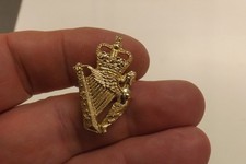 MILITARY BADGE ULSTER DEFENCE