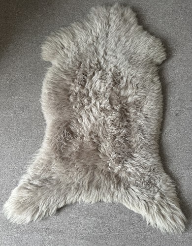 Natural sheepskin rug pet bed - natural,