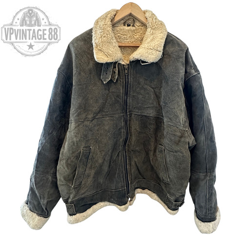 Vintage aviator bomber - b-3,