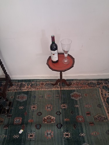 Vintage wooden tripod - wooden,