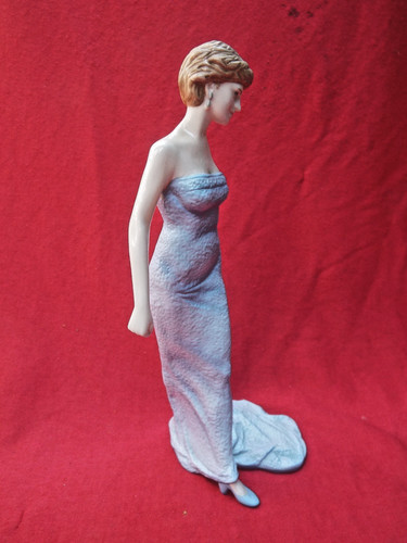 Royal doulton diana - royal,