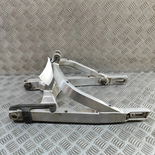 Ducati 900 rear swingarm 9 - rear,