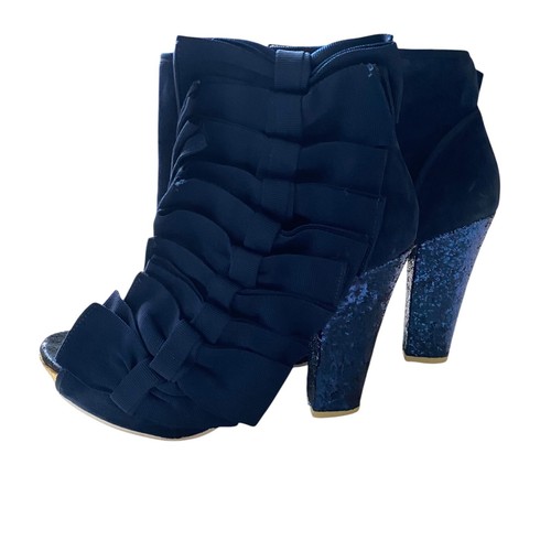 Irregular choice open toe - toe, bow