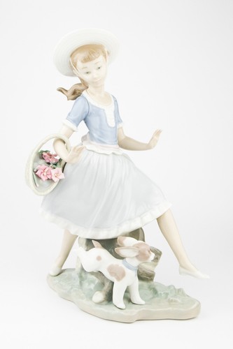 Lladro mirth the country - in,