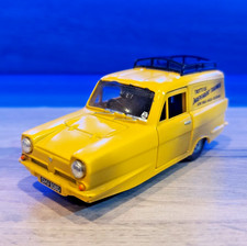 Corgi 05201 Reliant Regal Van