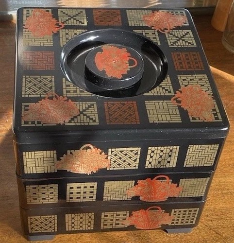 Japanese jubako bento - box, 3
