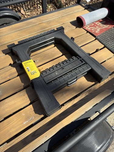 Stanley folding sawhorse - 31,