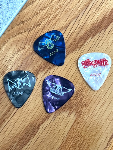 Aerosmith 2009 lot - aerosmith,