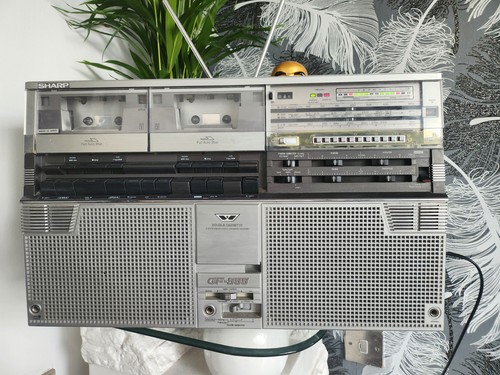 Sharp 555 boombox - sharp, gf-555