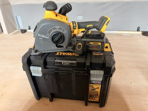 Dewalt dcg200 54v flexvolt - dewalt,