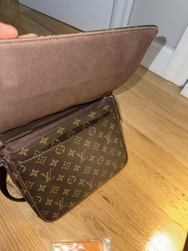 Louis vuitton monogram lock - vuitton, s